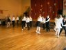 4a klasė šoka lietuvių liaudies šokį „Grečenikė“ - 